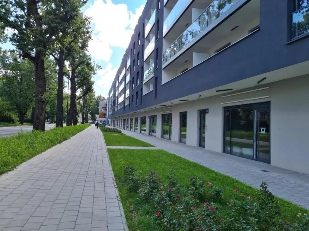 Manufaktura Residence - Apartamenty Prestiz Z Garazem Podziemnym I Dwoma Lazienkami Lodz  Luaran gambar